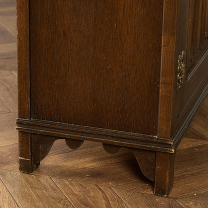 ガラス キャビネット