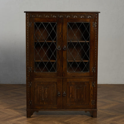 ガラス キャビネット