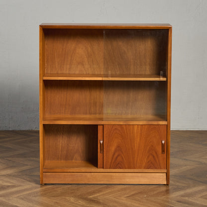 ヴィンテージ ガラスキャビネット