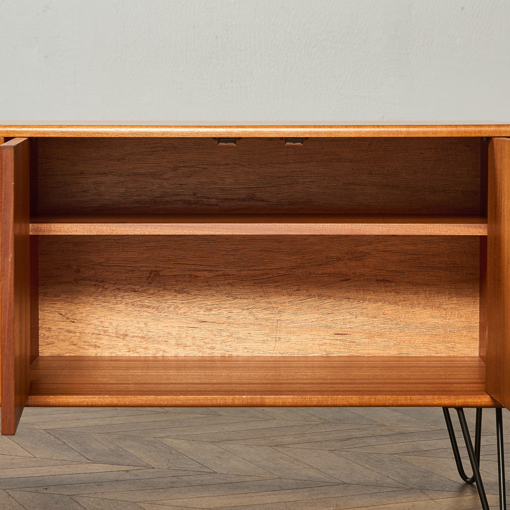 Fresco ヴィンテージ サイドボード カスタム アイアン ヘアピンレッグ