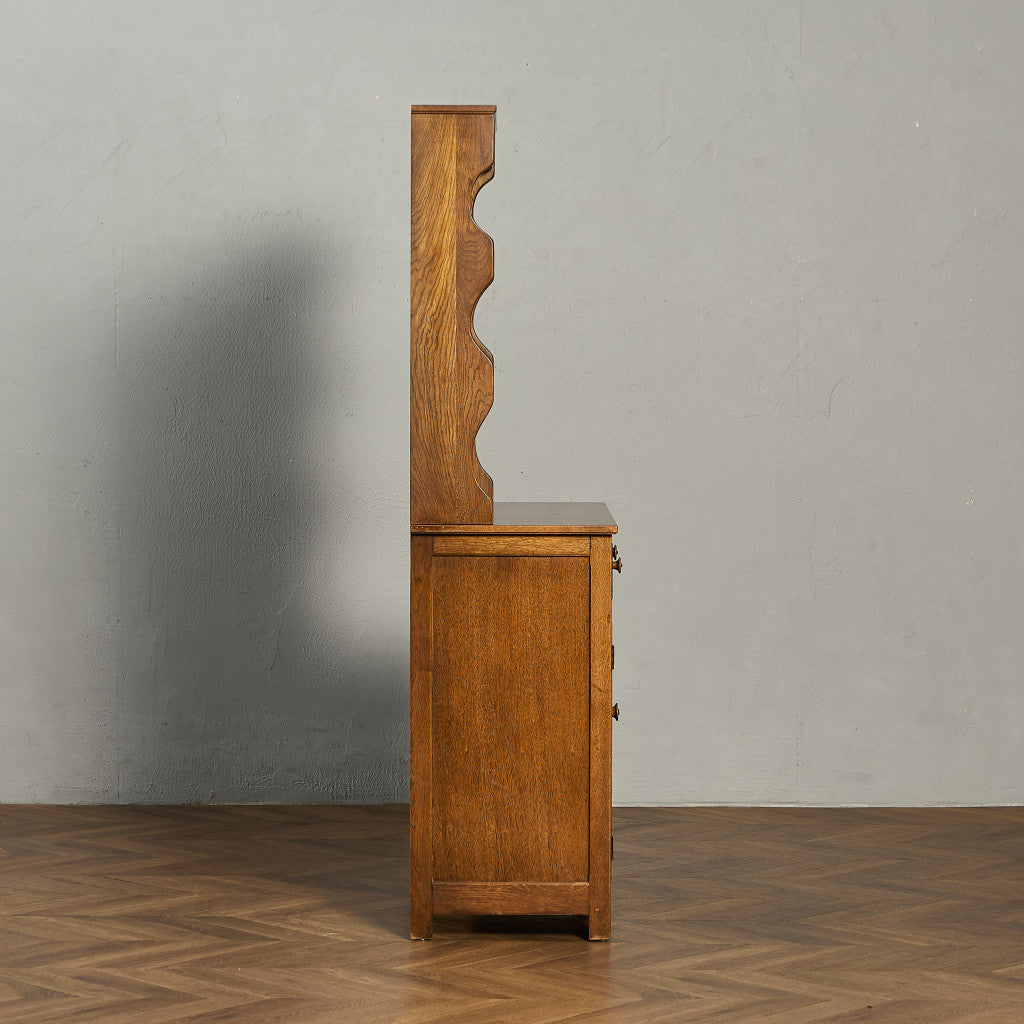 英国クラシック ウェルシュドレッサー  食器棚