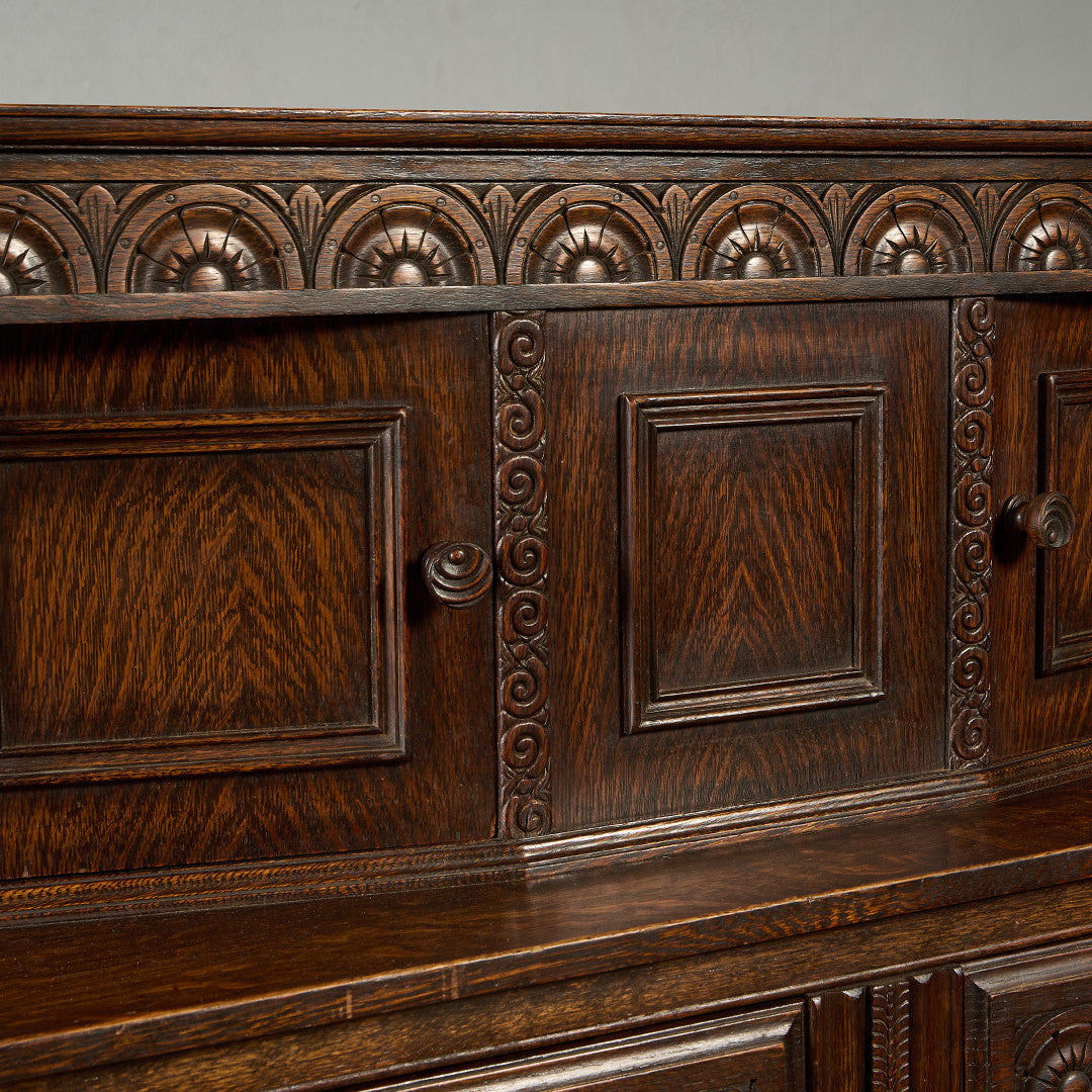 英国 クラシック コートカップボード