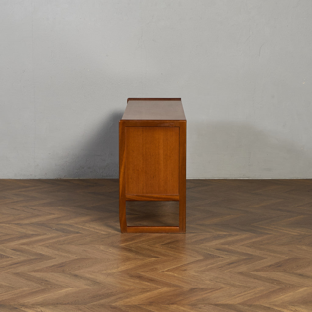 イギリスヴィンテージ サイドボード