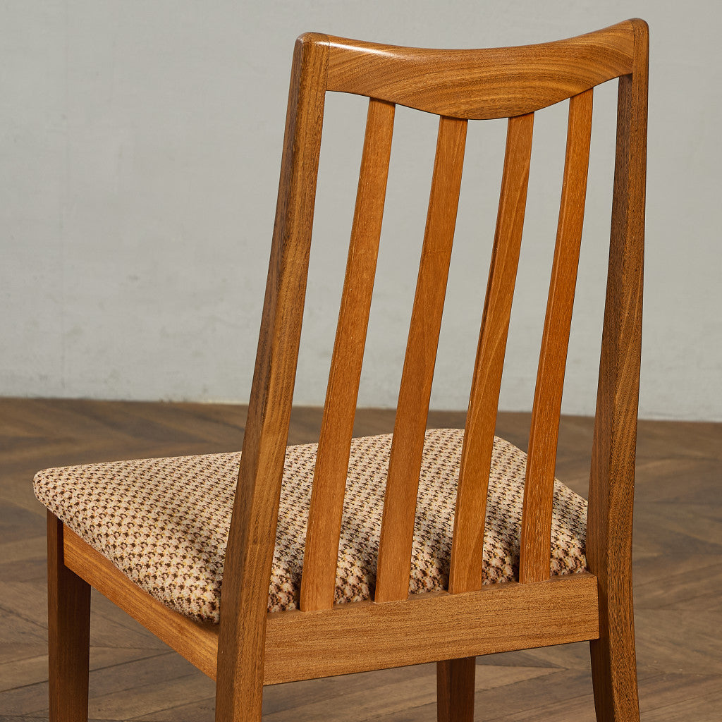 スラットバックチェア (4540)