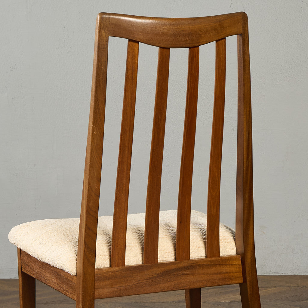 スラットバックチェア (4540)