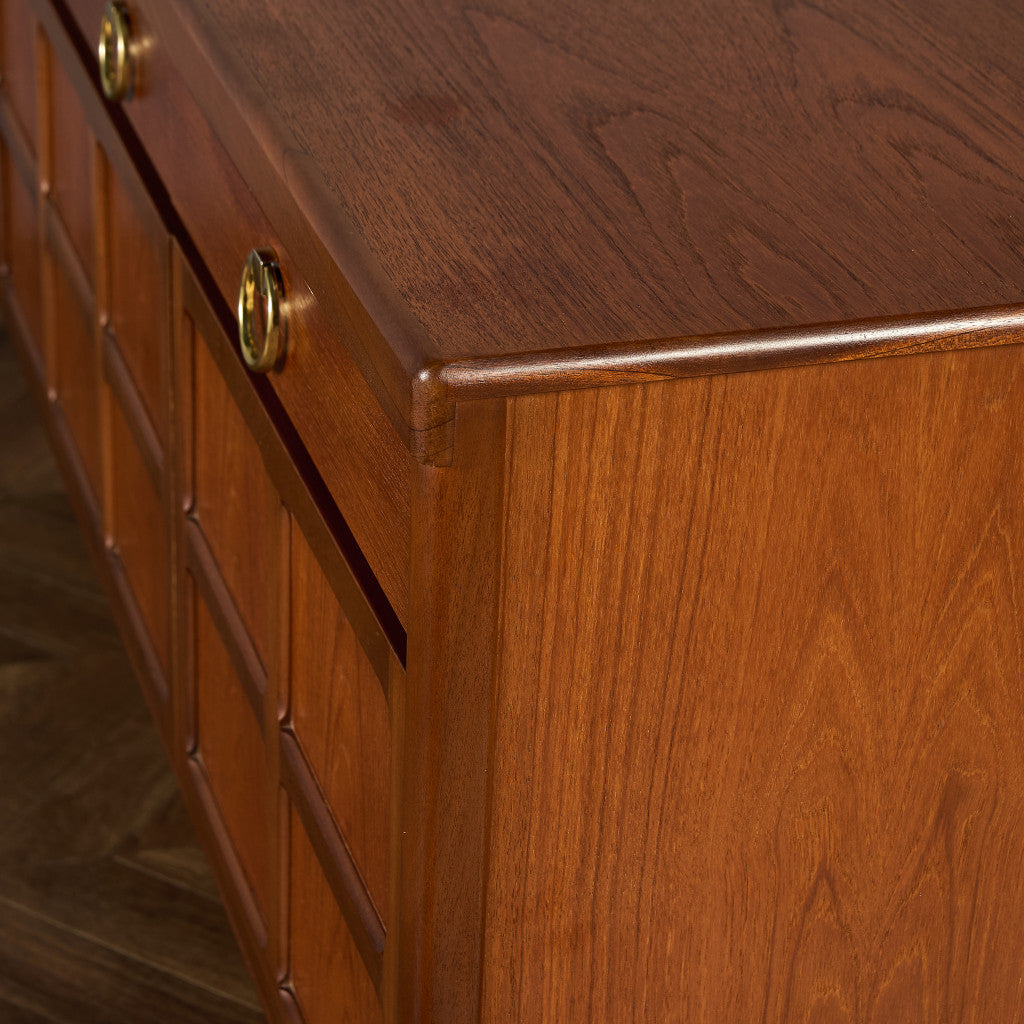 十字扉 ヴィンテージ サイドボード