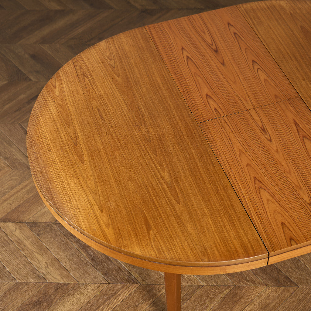 英国 ヴィンテージ エクステンション ラウンド ダイニングテーブル