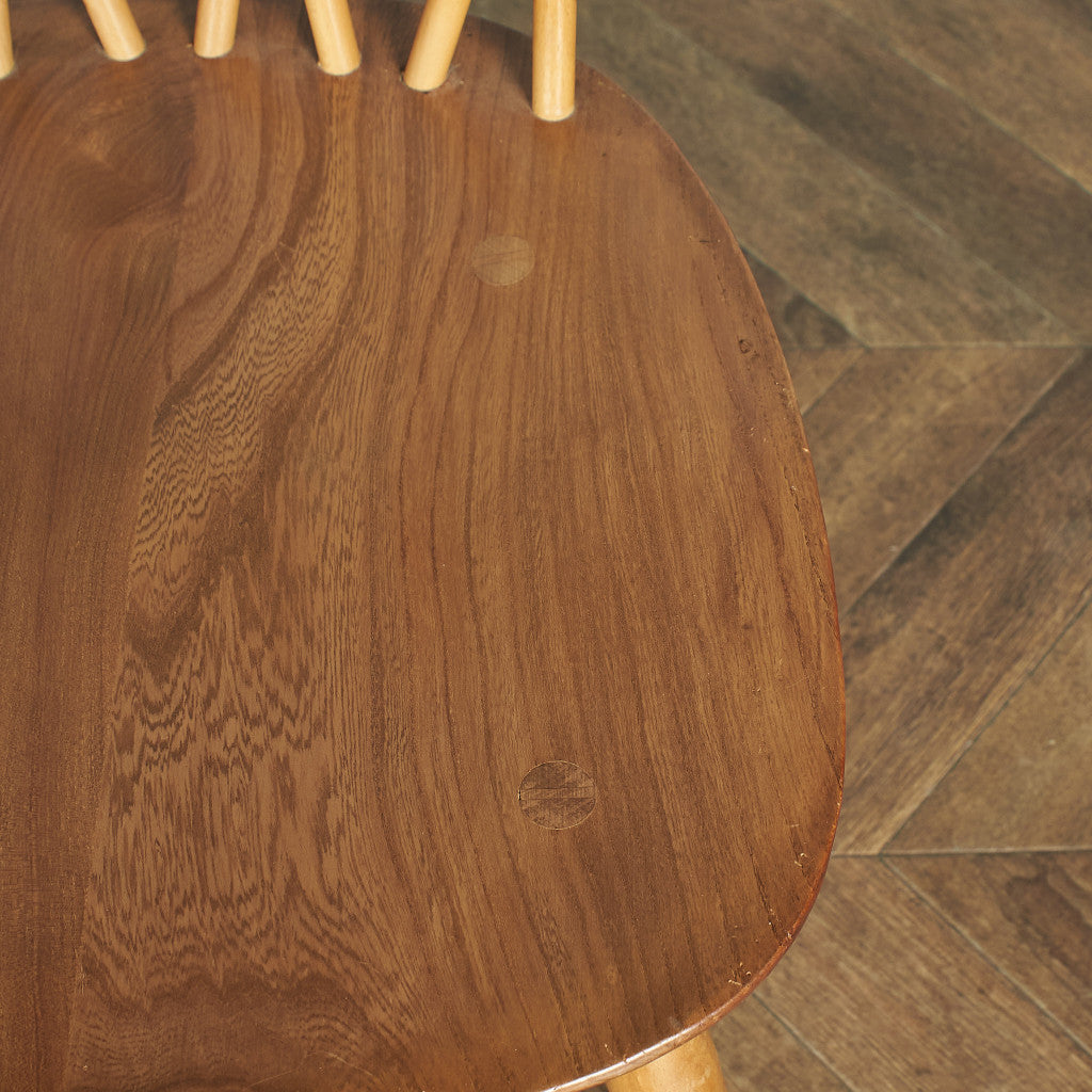 ラティスドチェア