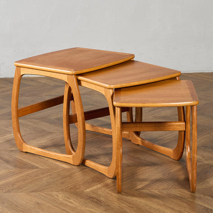 Burlington ネストテーブル