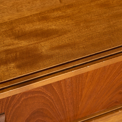 ヴィンテージ ガラスキャビネット