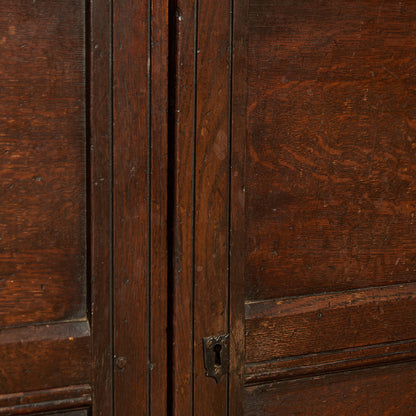 Alfred Allen コートカップボード