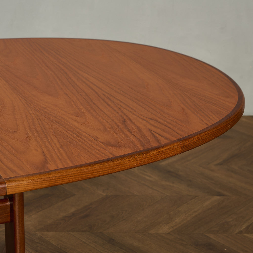 Fresco ホエールレッグ ダイニングテーブル 4393