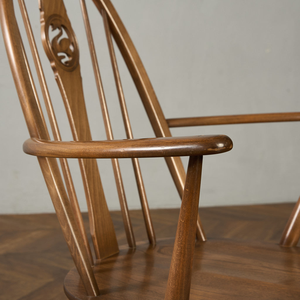 スワンバック アームチェア