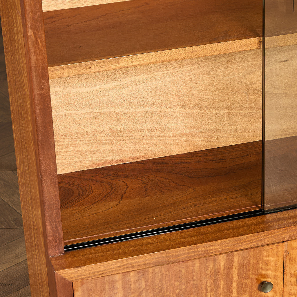英国 ヴィンテージ キャビネット