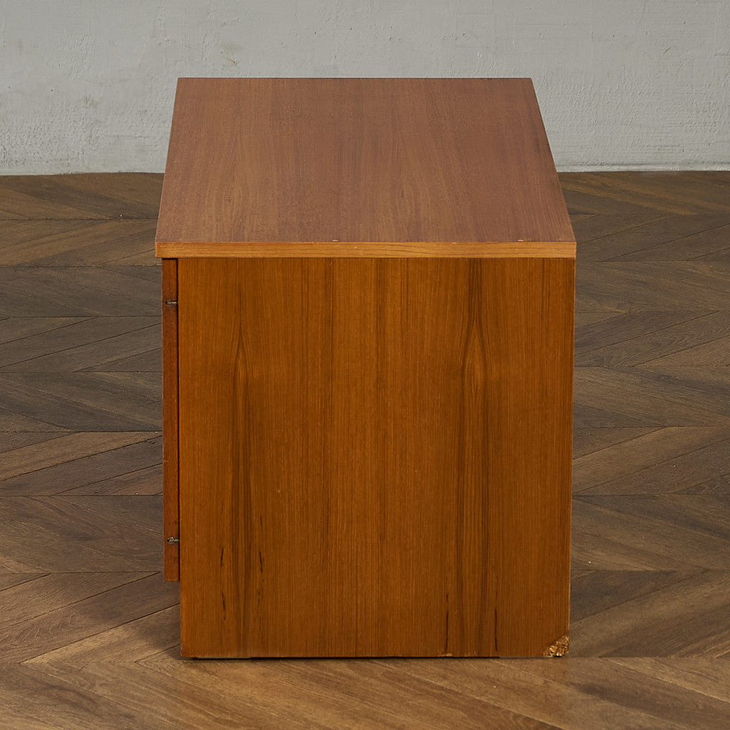 英国ヴィンテージ キャビネット