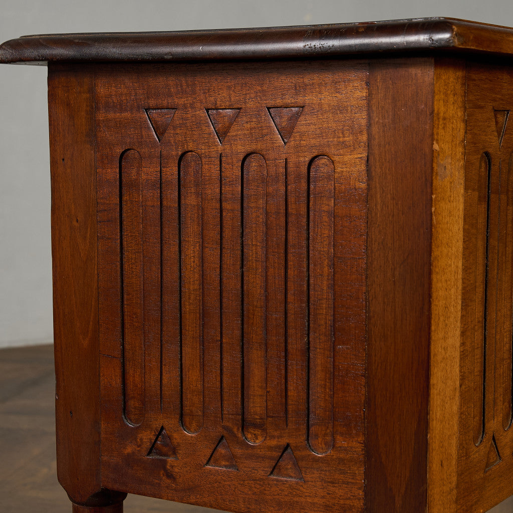 英国 クラシック オーク サイド キャビネット