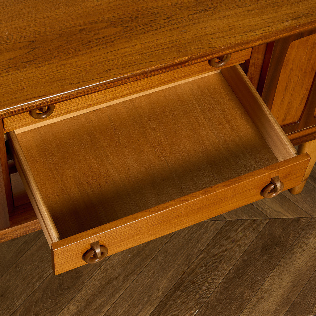 ヴィンテージ サイドボード