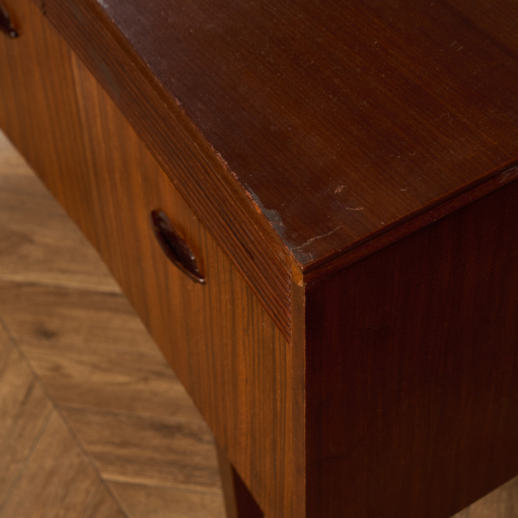 ヴィンテージ サイドボード