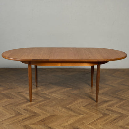 ヴィンテージ エクステンション オーバルダイニングテーブル