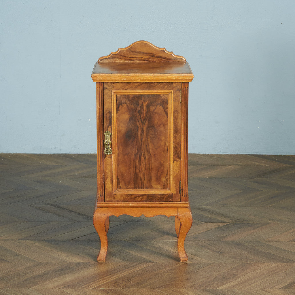 British Classic Bedside Cabinet #82054