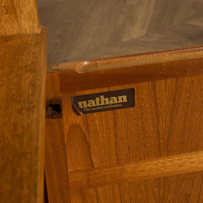 十字扉 ヴィンテージ キャビネット