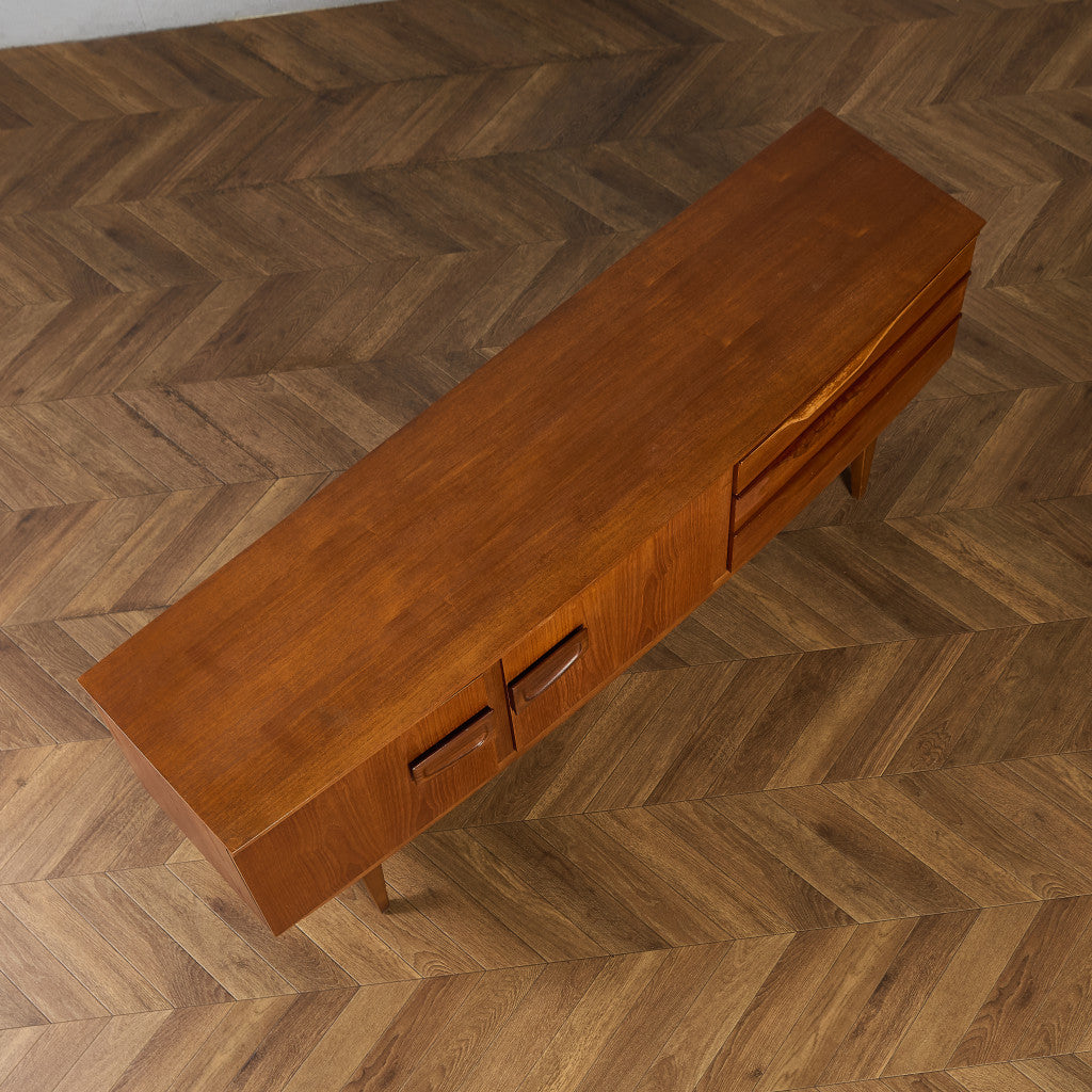 ヴィンテージ サイドボード