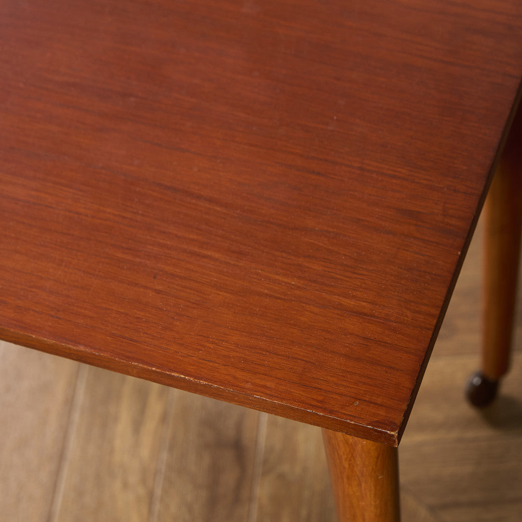 Novy Domov ヴィンテージ ネストテーブル