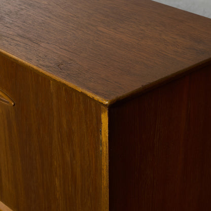 ヴィンテージ サイドボード