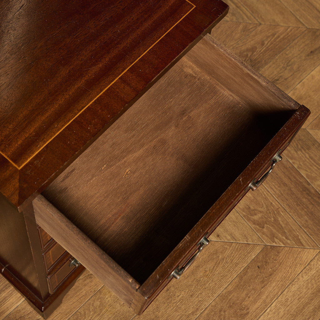 英国 クラシック 4段 サイドチェスト