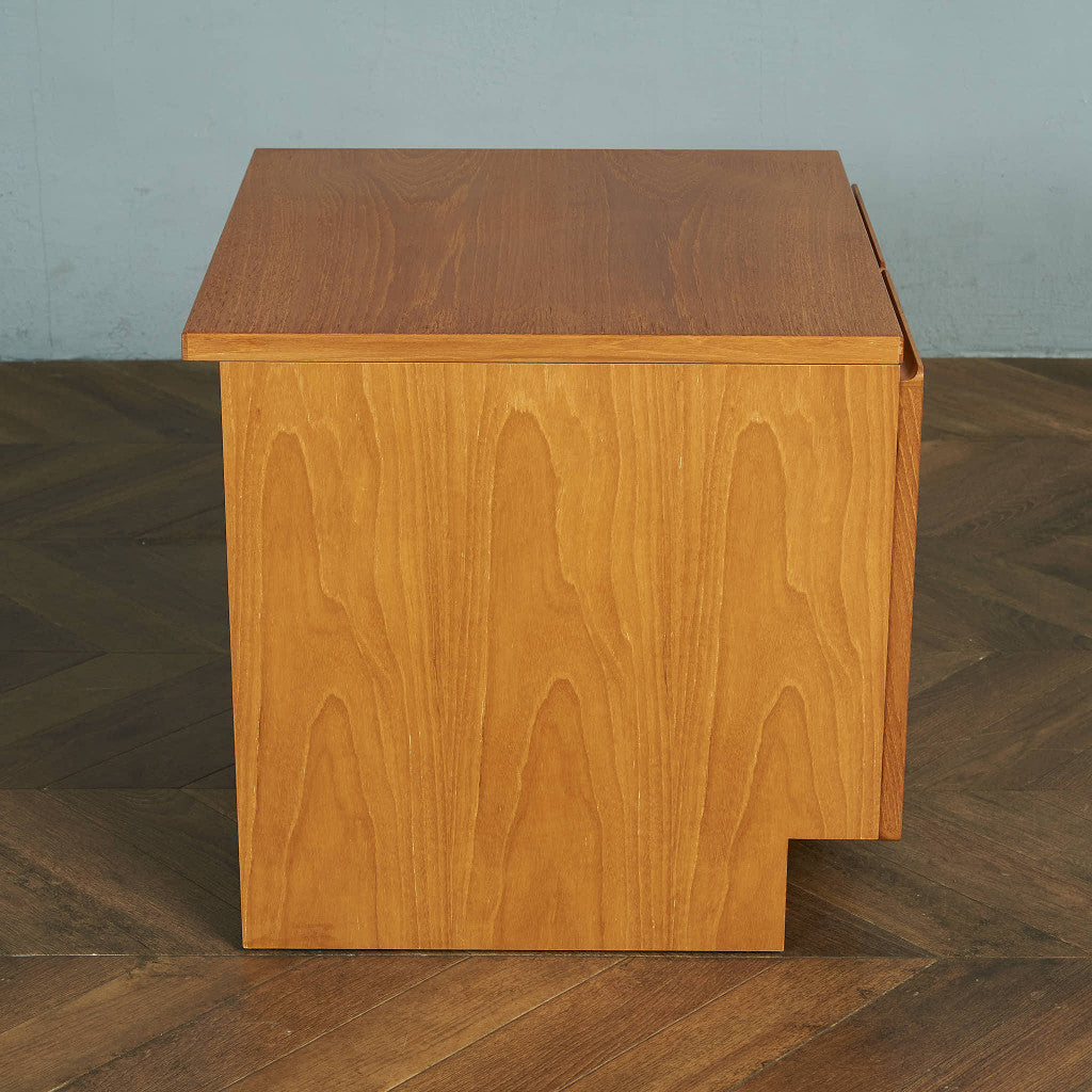 ヴィンテージ サイドキャビネット