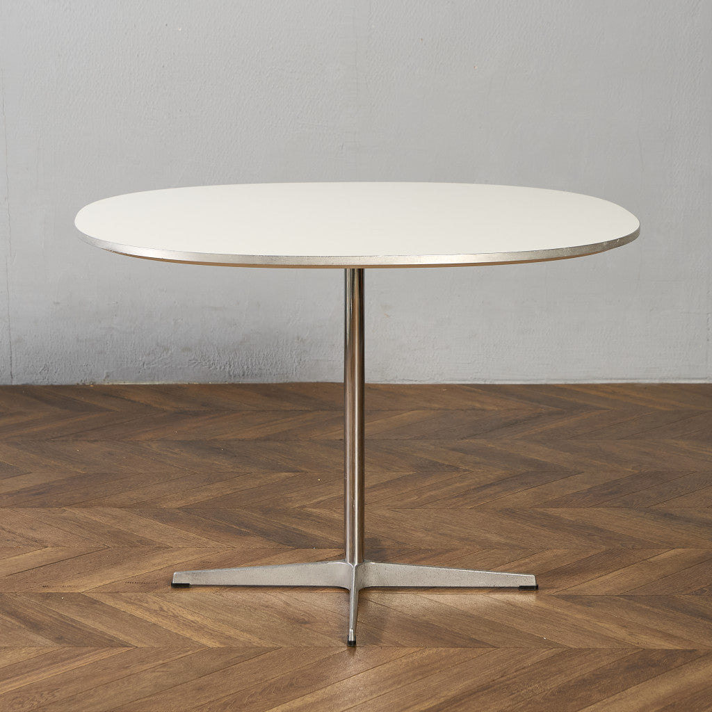 Fritz Hansen A603 Super-circular Table スーパー円テーブル