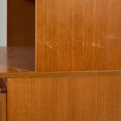 A Quinn (Sales) Ltd ヴィンテージ ウォールユニット