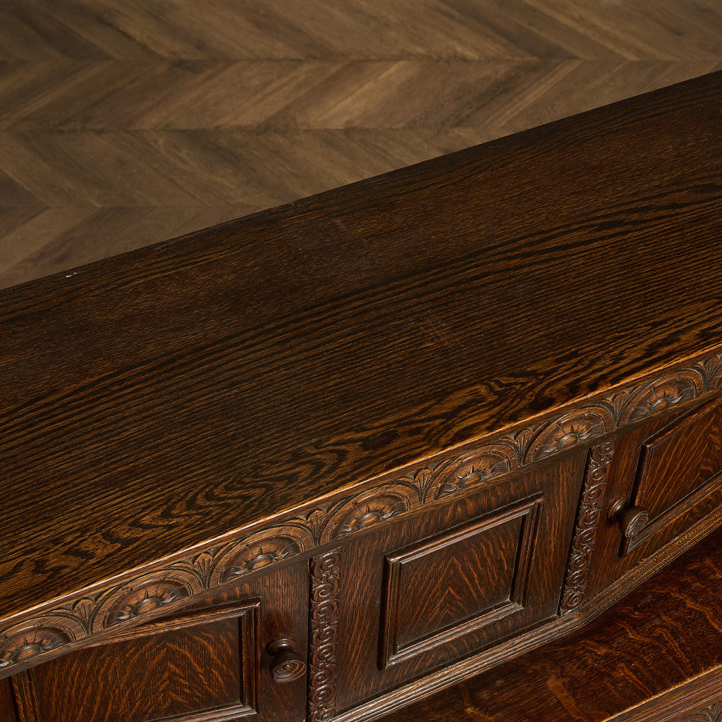 英国 クラシック コートカップボード