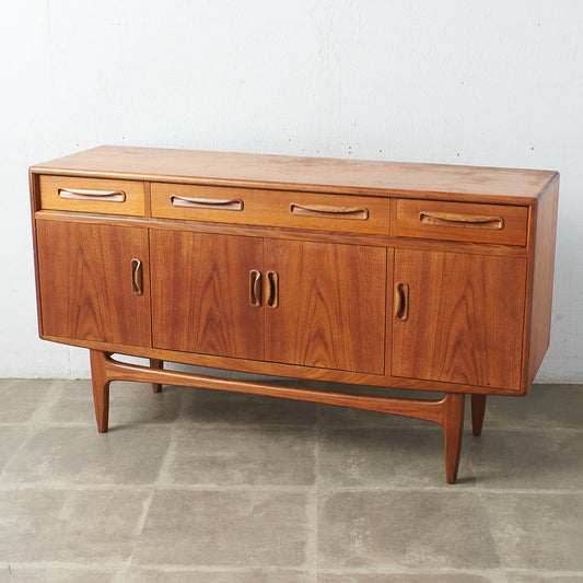 Fresco 脚付きサイドボード (4072)