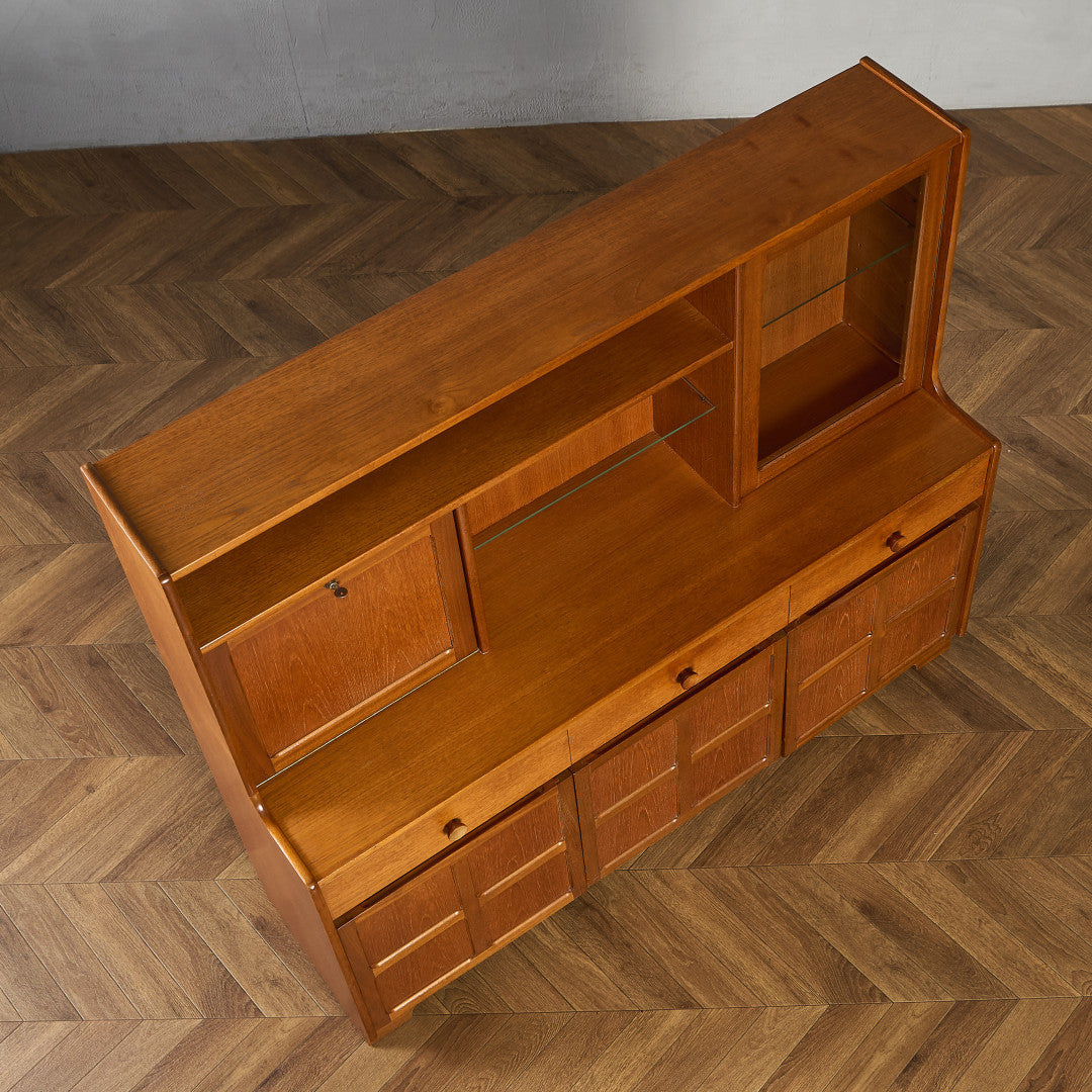 ヴィンテージ ハイサイドボード