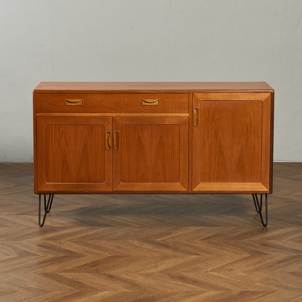 Fresco ヴィンテージ サイドボード カスタム アイアン ヘアピンレッグ