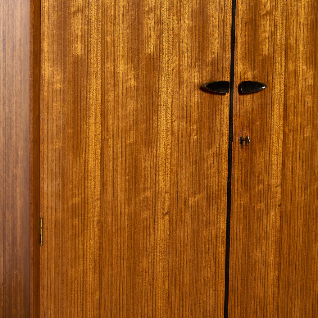 ヴィンテージ ワードローブ