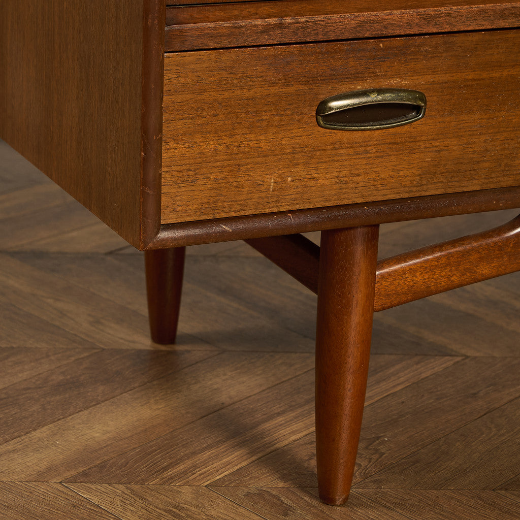 Brasilia クロームハンドル サイドボード