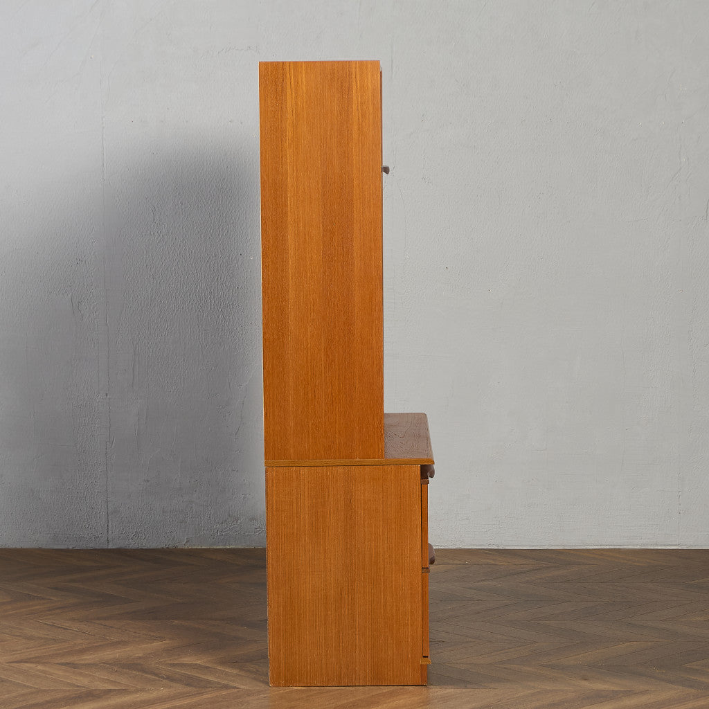 A Quinn (Sales) Ltd ヴィンテージ ウォールユニット