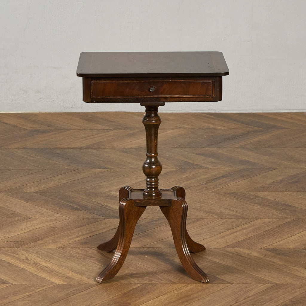 英国 クラシック サイドテーブル