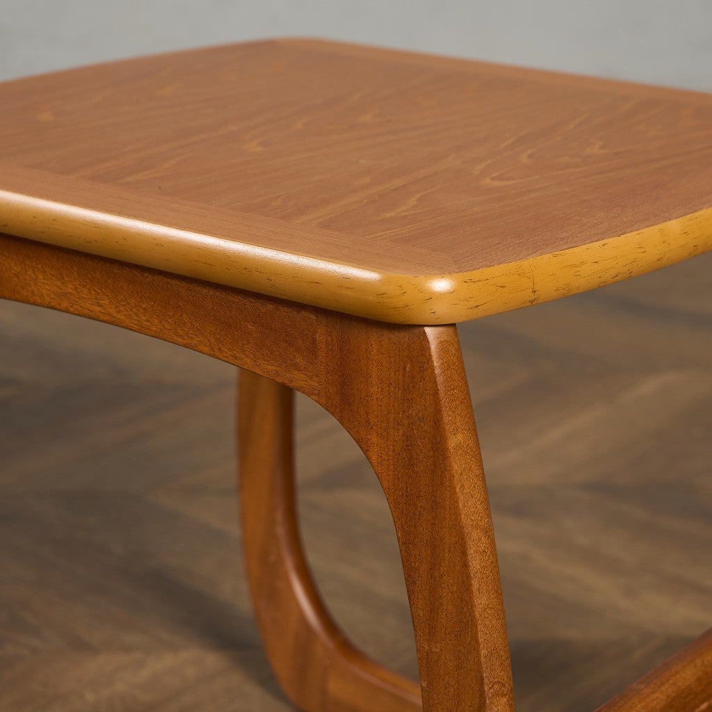 Burlington ネストテーブル