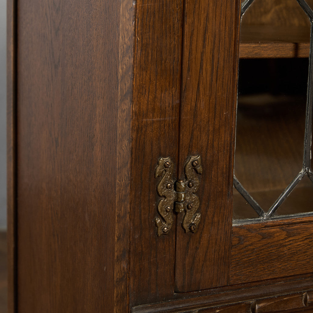 ガラス キャビネット