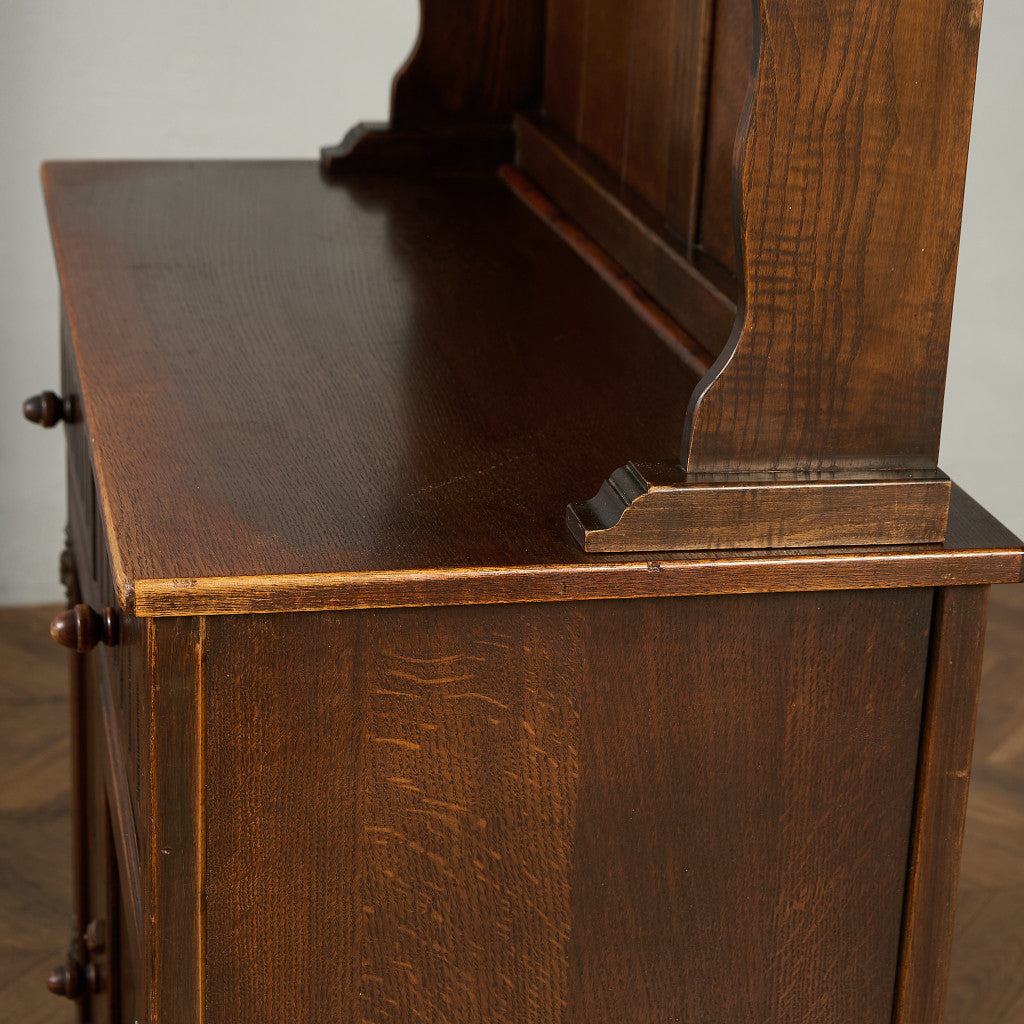 ウェルシュドレッサー 食器棚