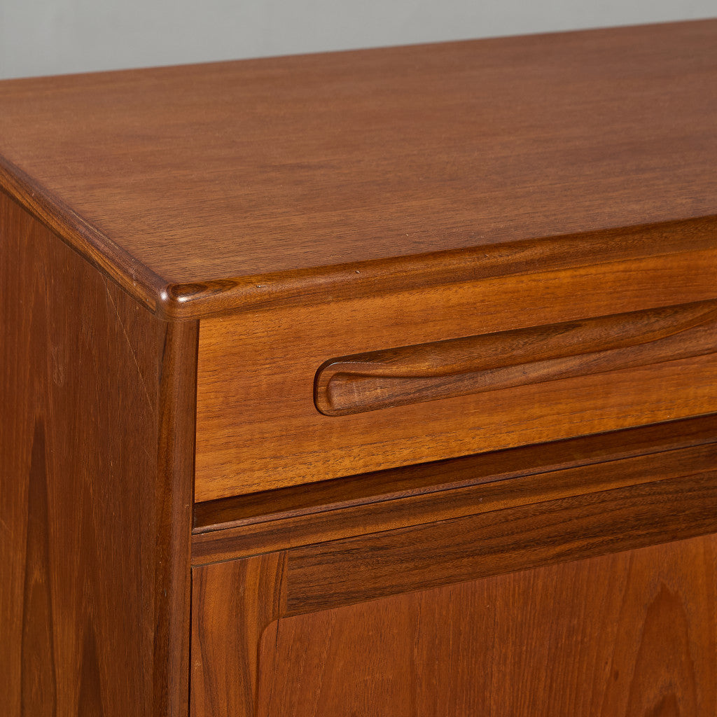 Fresco ヴィンテージ サイドボード カスタム アイアン ヘアピンレッグ