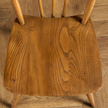 スティックバックチェア