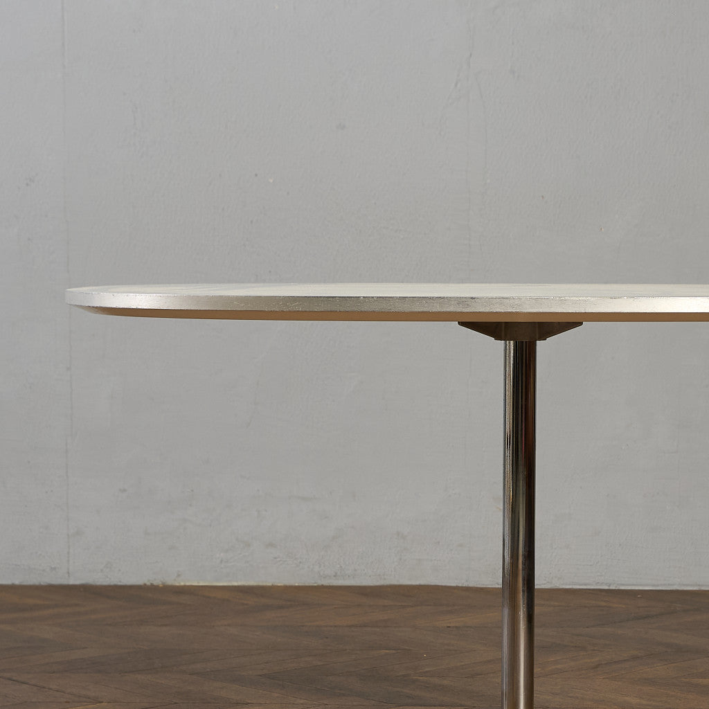 フリッツ・ハンセン Fritz Hansen A603 Super-circular Table スーパー