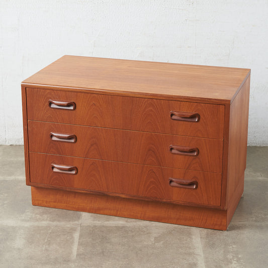 Fresco 3段 チェスト