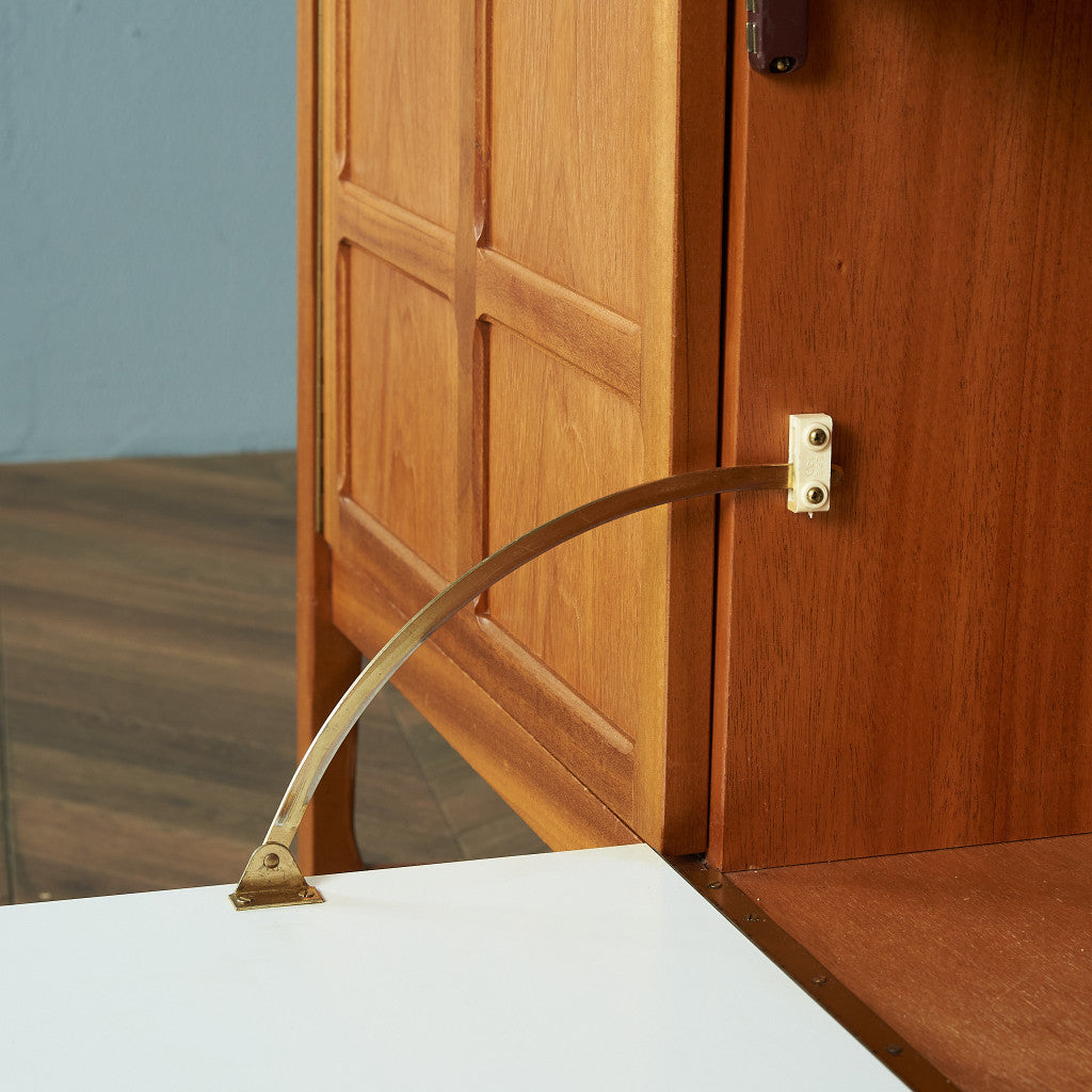 十字扉 ヴィンテージ サイドボード