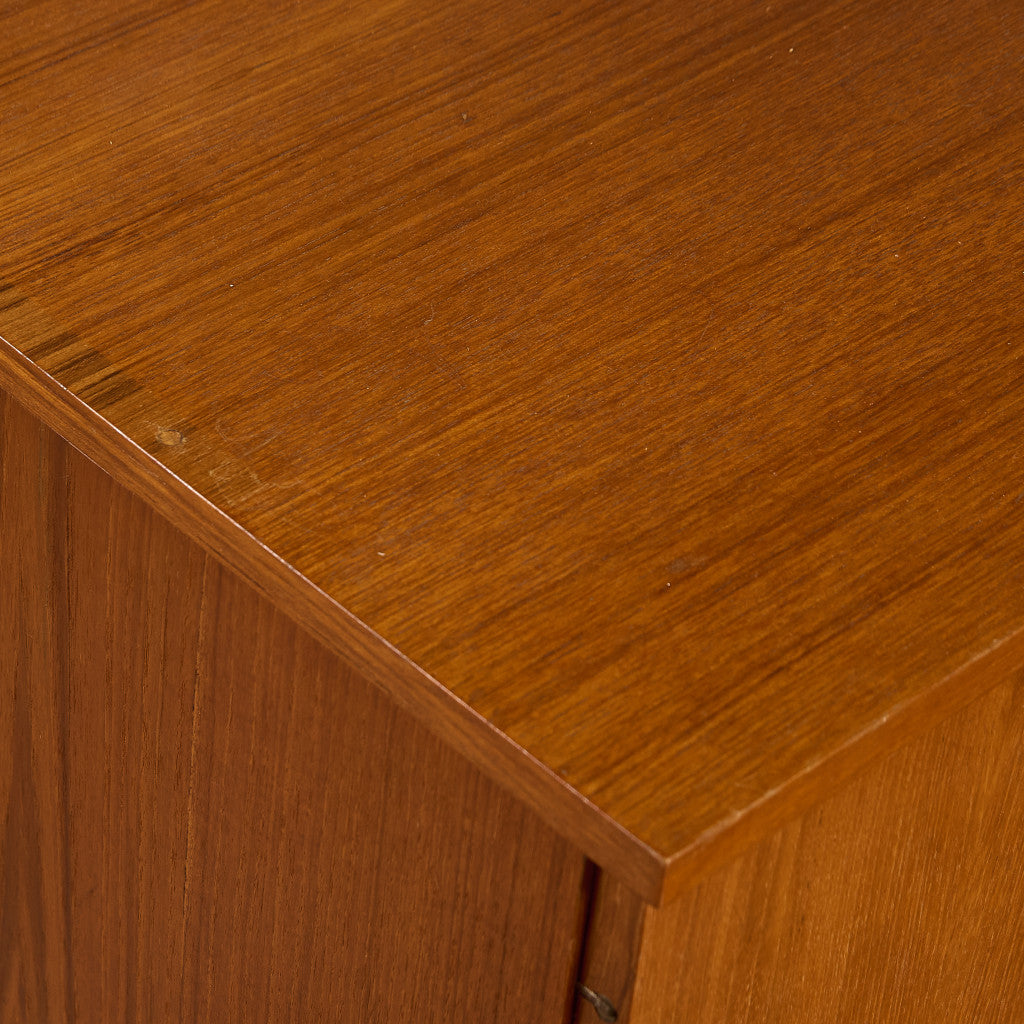 英国 ヴィンテージ キャビネット