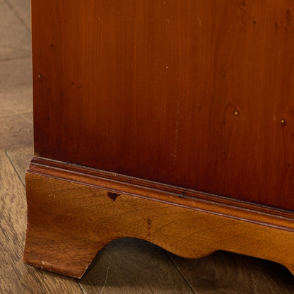 サイドキャビネット